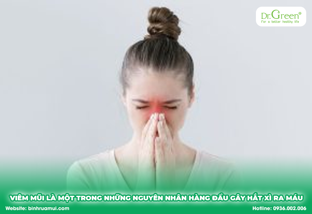 viêm mũi là một trong những nguyên nhân hàng đầu gây hắt xì ra máu